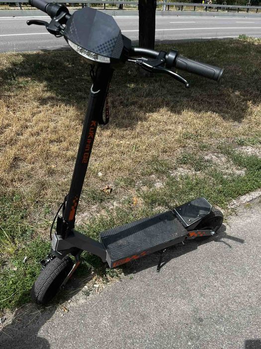 Електросамокат Kukirin g2