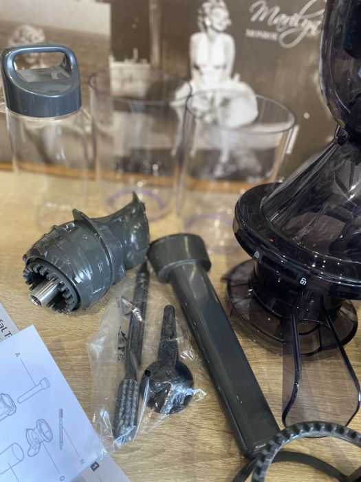 Соковитискач шнековий Tefal ULTRA JUICE MECA ZC600 138