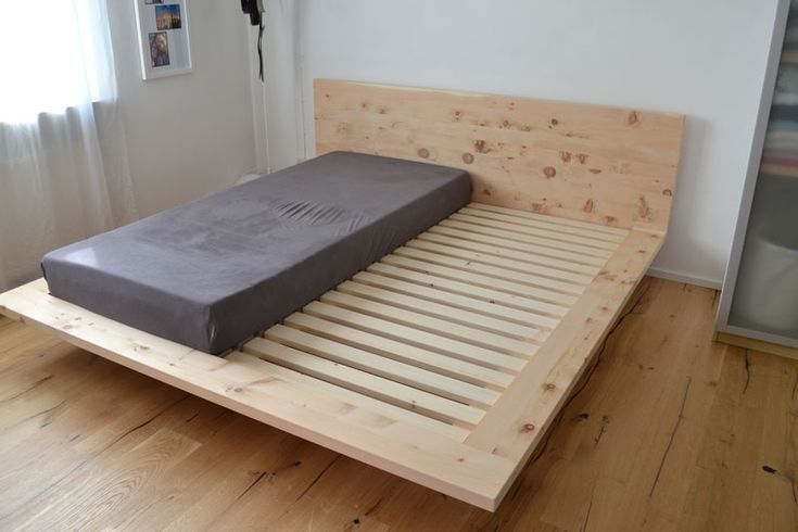 Виготовлення меблів під замовлення ліжка садові меблі стелажі