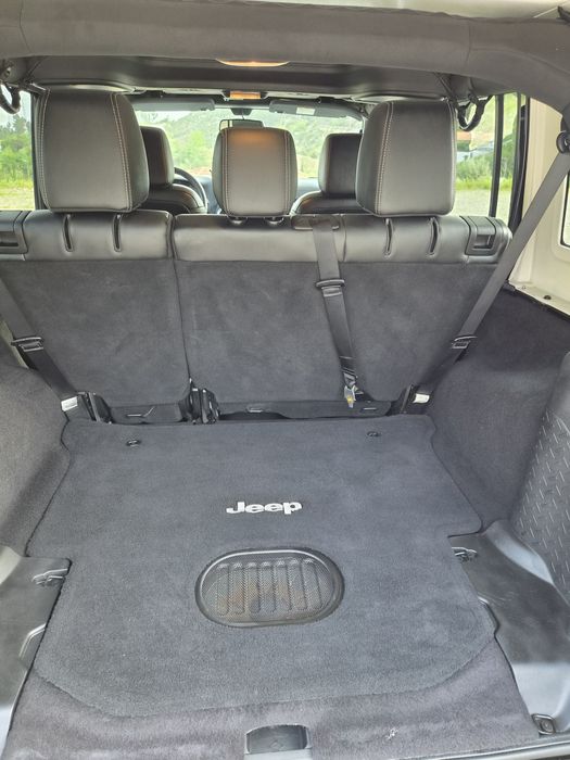 Vendo Jeep Wrangler JK de 2015