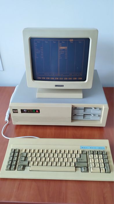 Sprzedam retro komputer 8086 (sprawny)