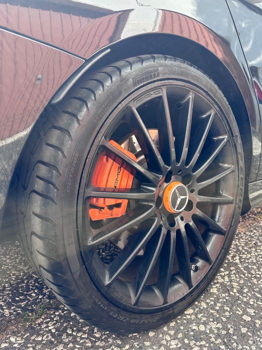 Mercedes Benz AMG CLA 45