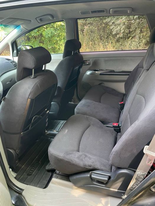 Продаж Мітсубісі Грандіс Mitsubishi Grandis