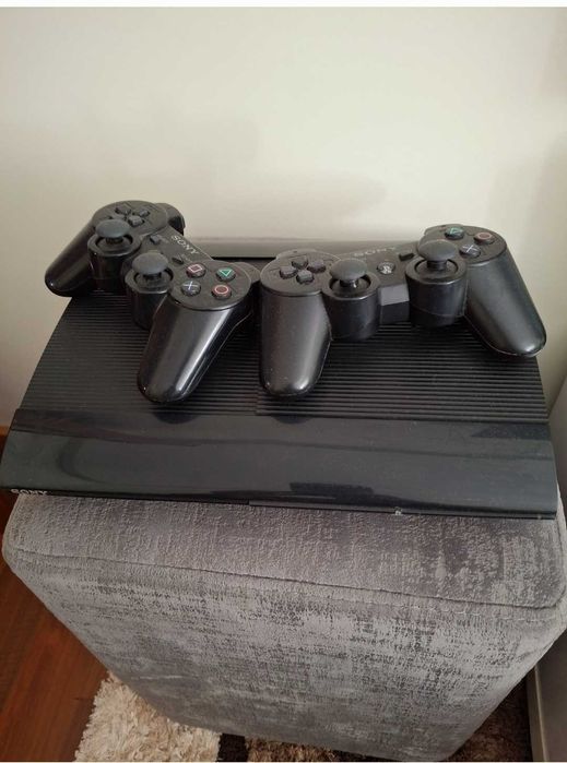Playstation 3 com vários jogos