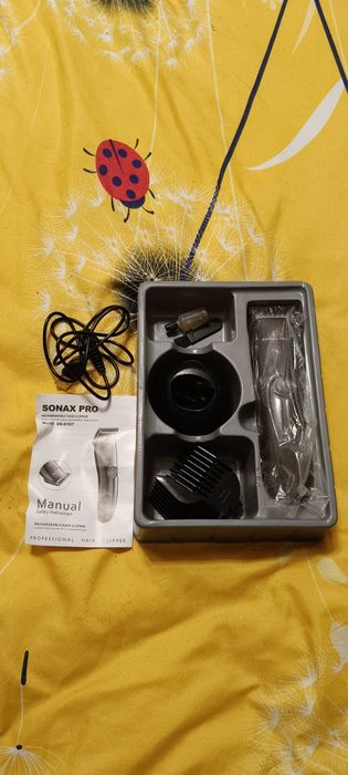 Тример для бороди.