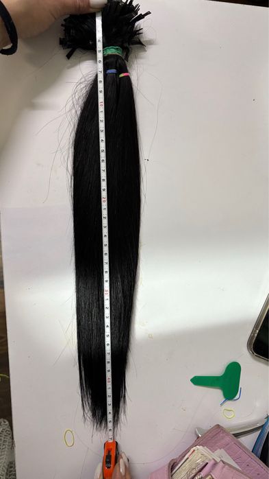 Шикарне гладеньке волосся для нарощування