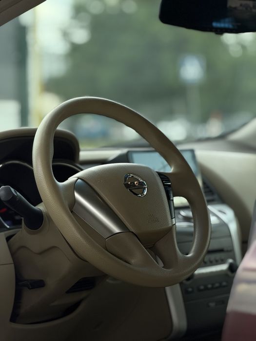 Nissan Murano кроссовер внедорожник полный привод газ/бензин