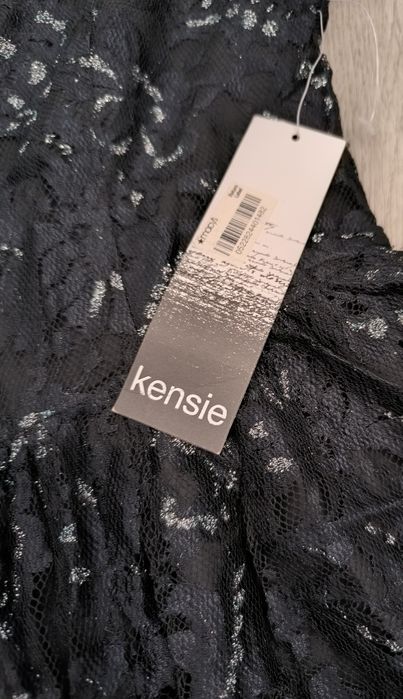 Mała czarna Kensie rozmiar M