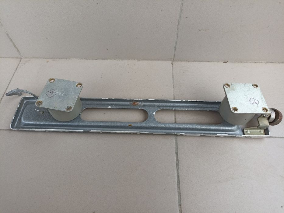 крепление радиоблока