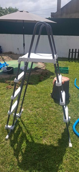 Escada para piscina