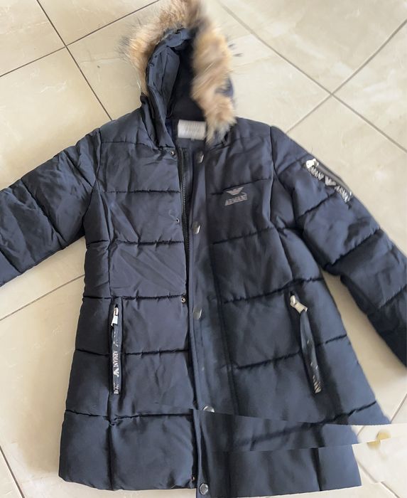Продам дитячу зимню куртку оригінал Armani