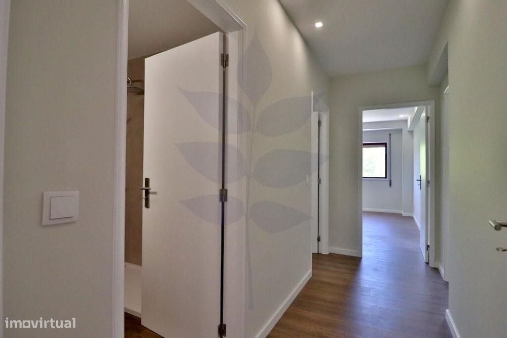 Venda Apartamento T3 Renovado - São José de São Lázaro