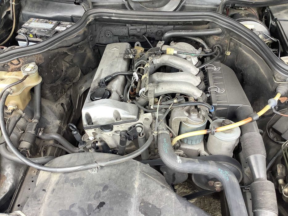 Mercedes E200 W124 - 1988 - Para peças
