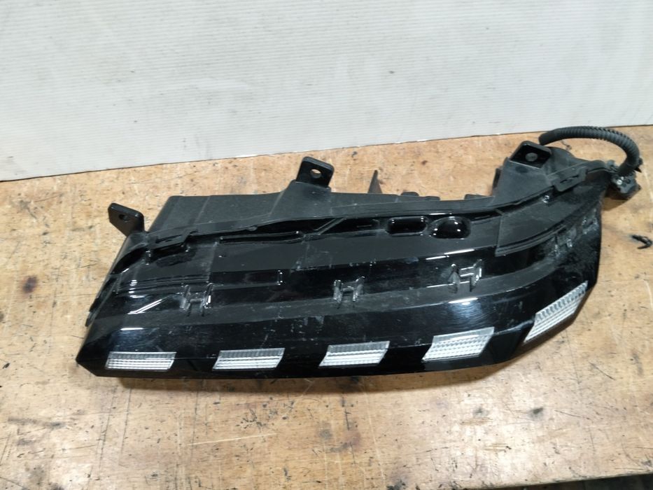 Pisca Peugeot 308 de 2021  Led lado direito