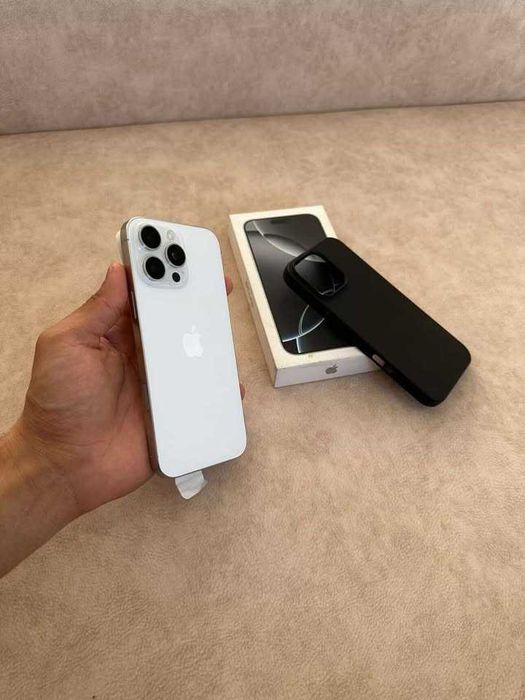 iPhone 16 Pro Max 256GB Branco Novo