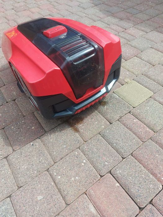 Robot koszący Einhell Freelexo 750 BT