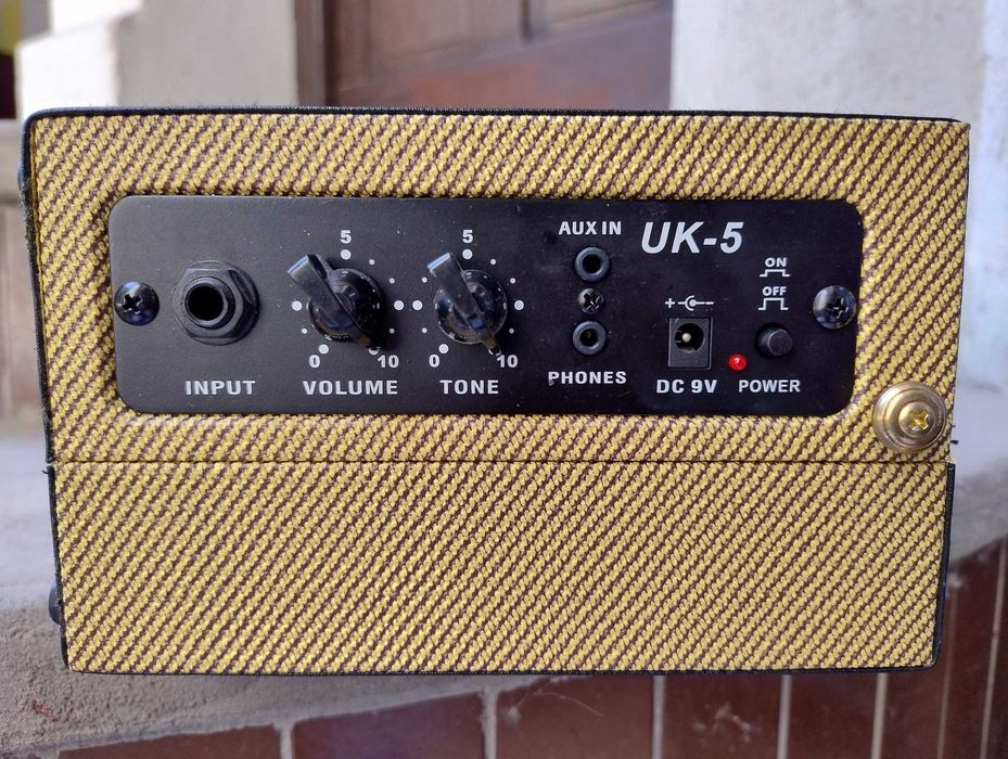Wzmacniacz Luna Guitars UK-5