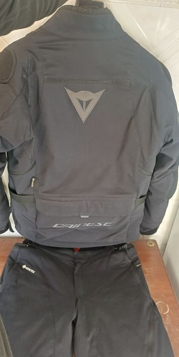 Vendo kit completo Dainese.