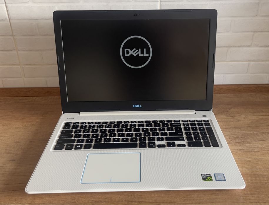 Laptop Dell G3 8G i7 1050TI