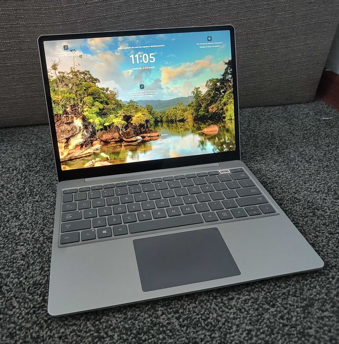 Laptop Microsoft Surface Go 1943