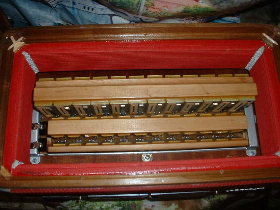 Acordeao a venda G , N. 981