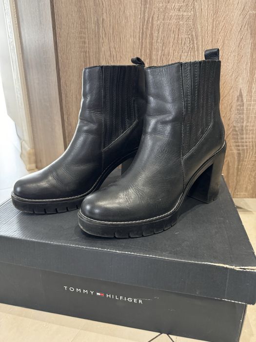 Продам ботинки Tommy Hilfiger