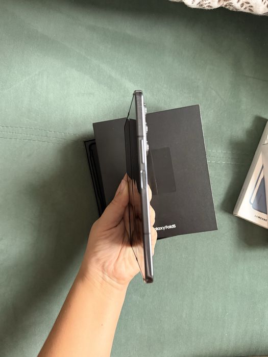 Samsung Galaxy Fold 5 F946B 12GB/1TB