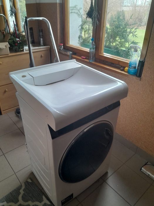 Umywalka na pralkę