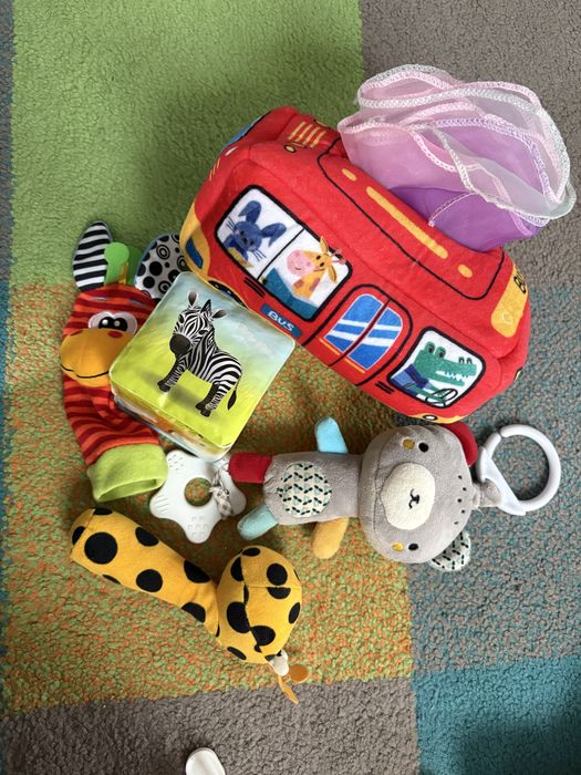 Іграшки для немовлят