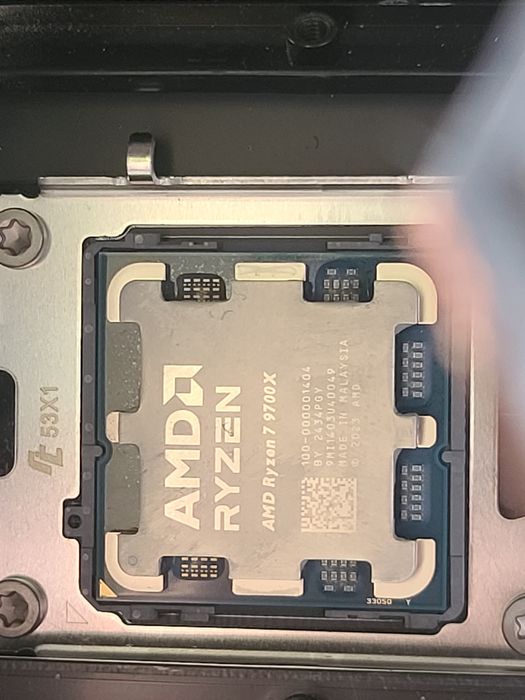 Процессор Ryzen 9700x