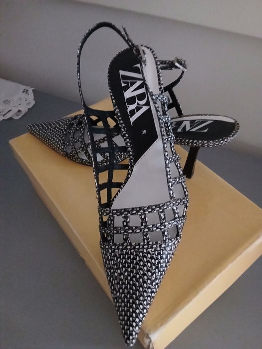 Sapatos elegantes