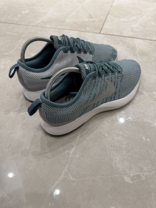 Кросівки Nike Dualtone Racer (EUR 37.5)
