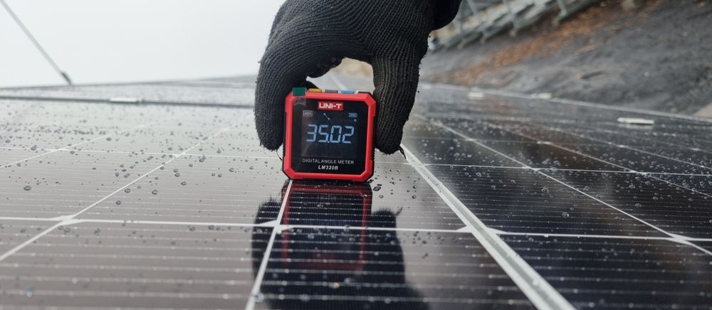 Установка солнечных панелей
