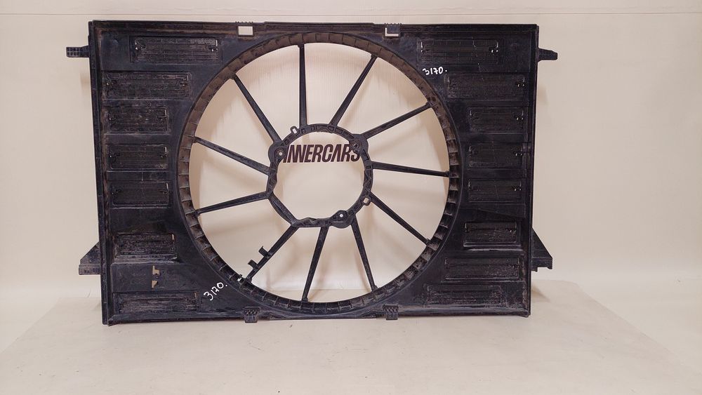 Audi Q5 Q7, 2015- дифузор вентилятора, in03170