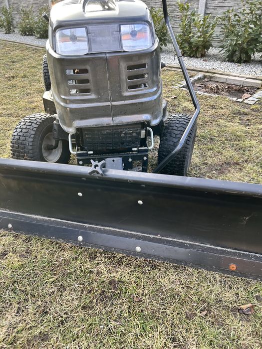 Ciągniczek kosiarka MTD Lux Tools RT 155-92H