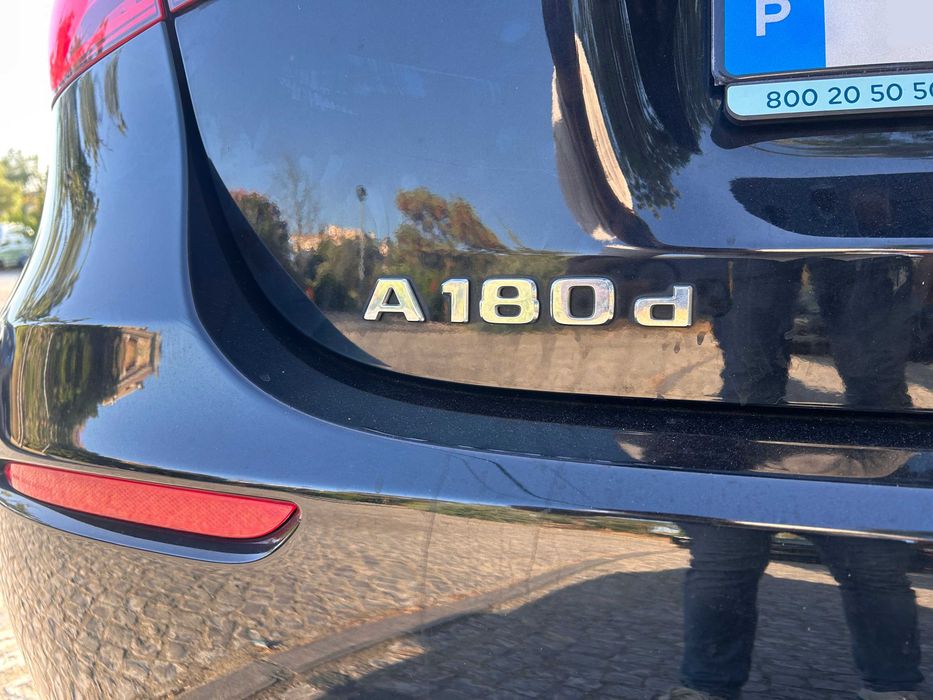 Mercedes Classe A 180d Style - 51000kms, estado novo!