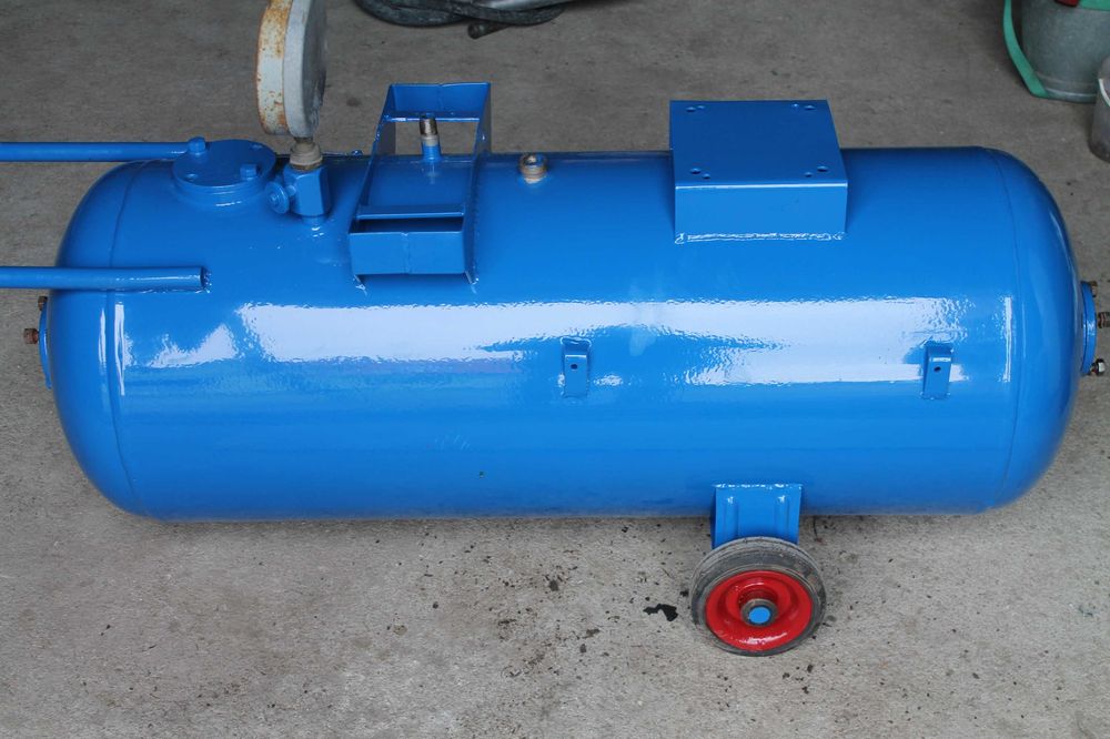 Kompresor sprężarka  -  Czytać opis