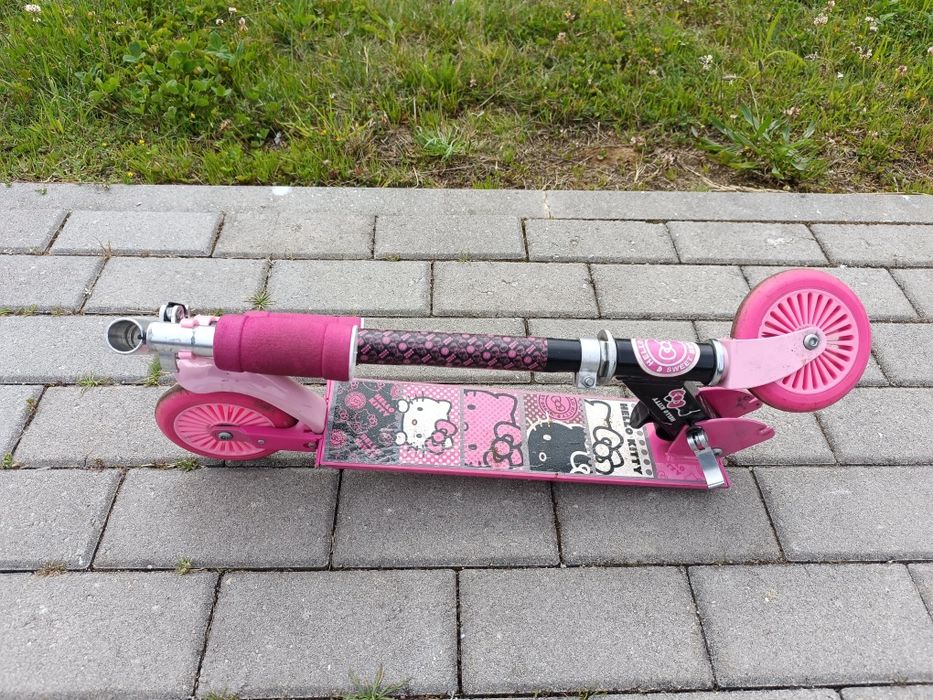 Trotinete hello Kitty