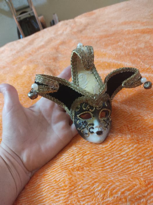 Интерьерная Венецианская маска