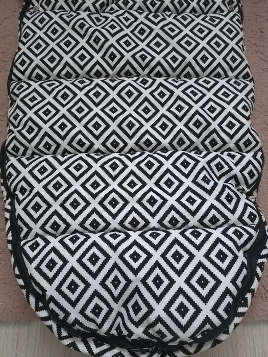 Śpiworek do wózka lub na sanki