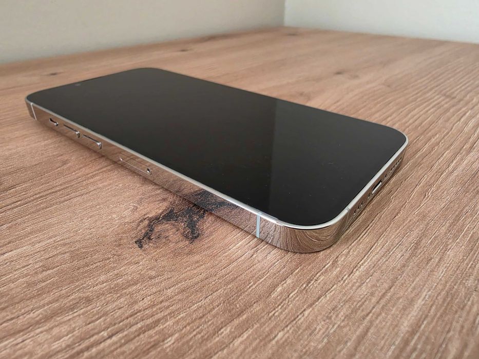 iPhone 13 Pro 128GB Prateado, desbloqueado, como novo