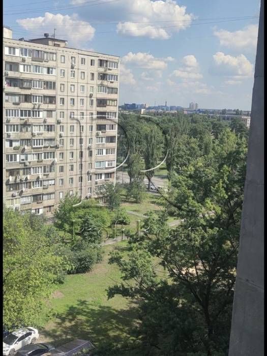 Продаж 3 кімнатна квартира Кіотто 5/метро Чернігівська/Лісова