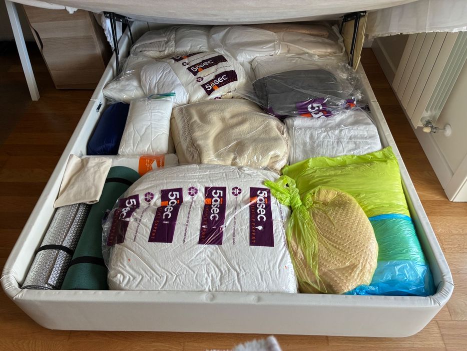 Cama 140x200cm em óptimo estado