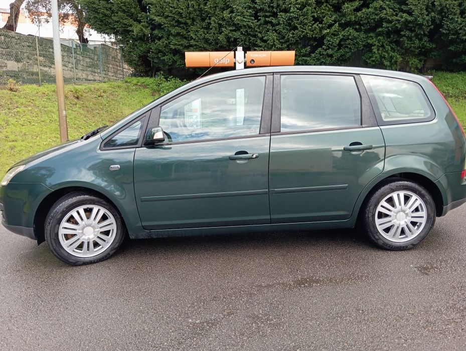 Ford C-Max — fotografia 8