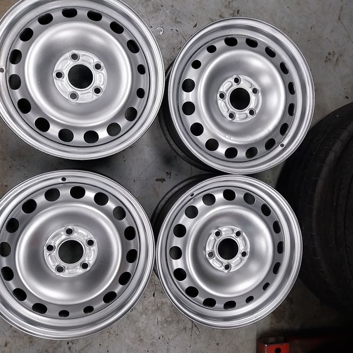 Oryginalne Felgi Stalowe FORD 16" 5x108 6.5J ET 50