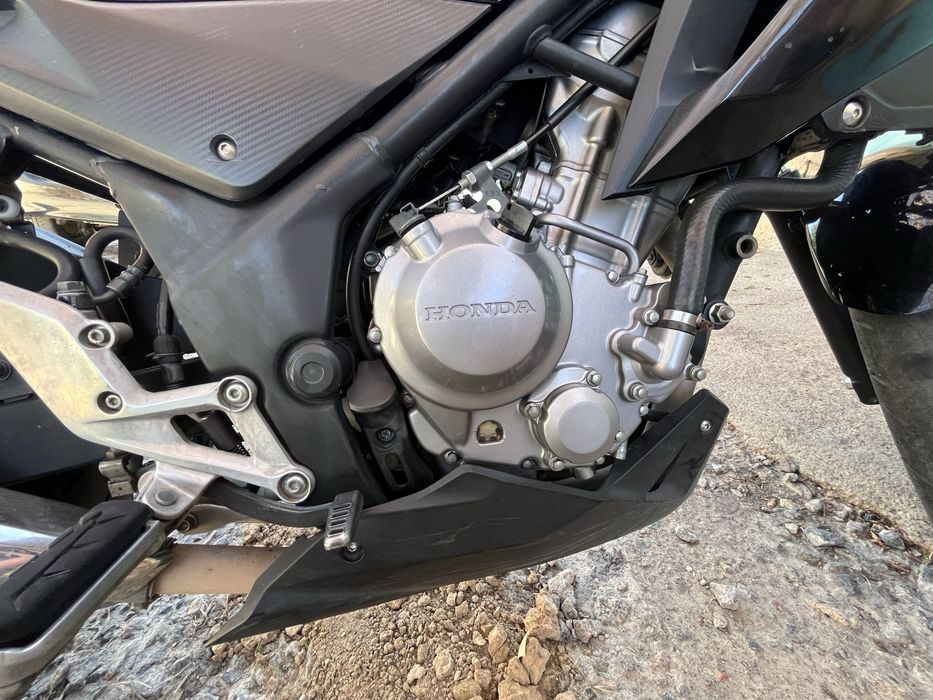 Продам Honda cb250f