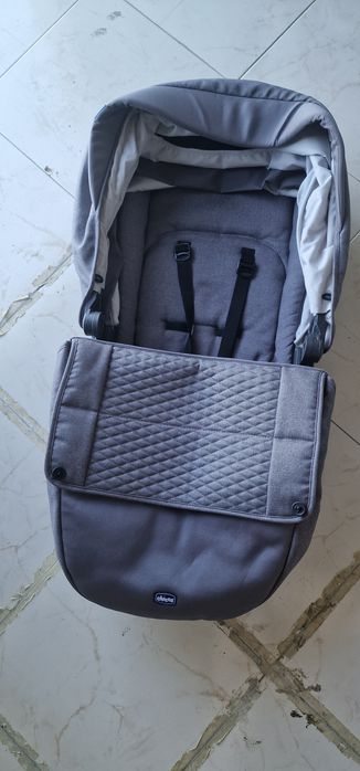 Vendo carrinho trio bebé "Chicco"