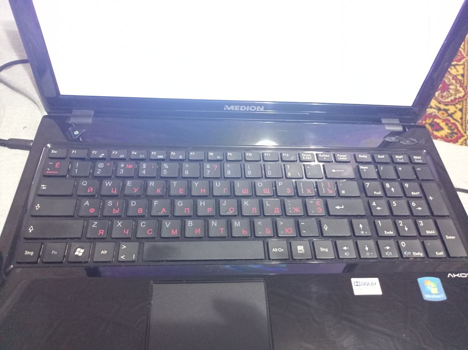 Ноутбук з Німечинни Medion 15,6 AMD E-450 2.0Ghz,ОЗП-4GB DDR3, 128-SSD