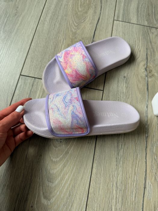 Шльопанці для дівчинки Nutmeg