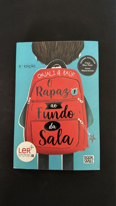 O rapaz ao fundo da sala - Onjali Q. Raúf